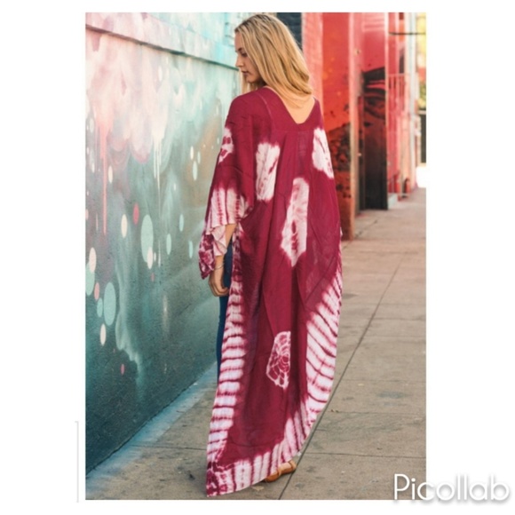 Tie-Dye Long Kimono Wrap in "Berry" - Picture 3 of 3